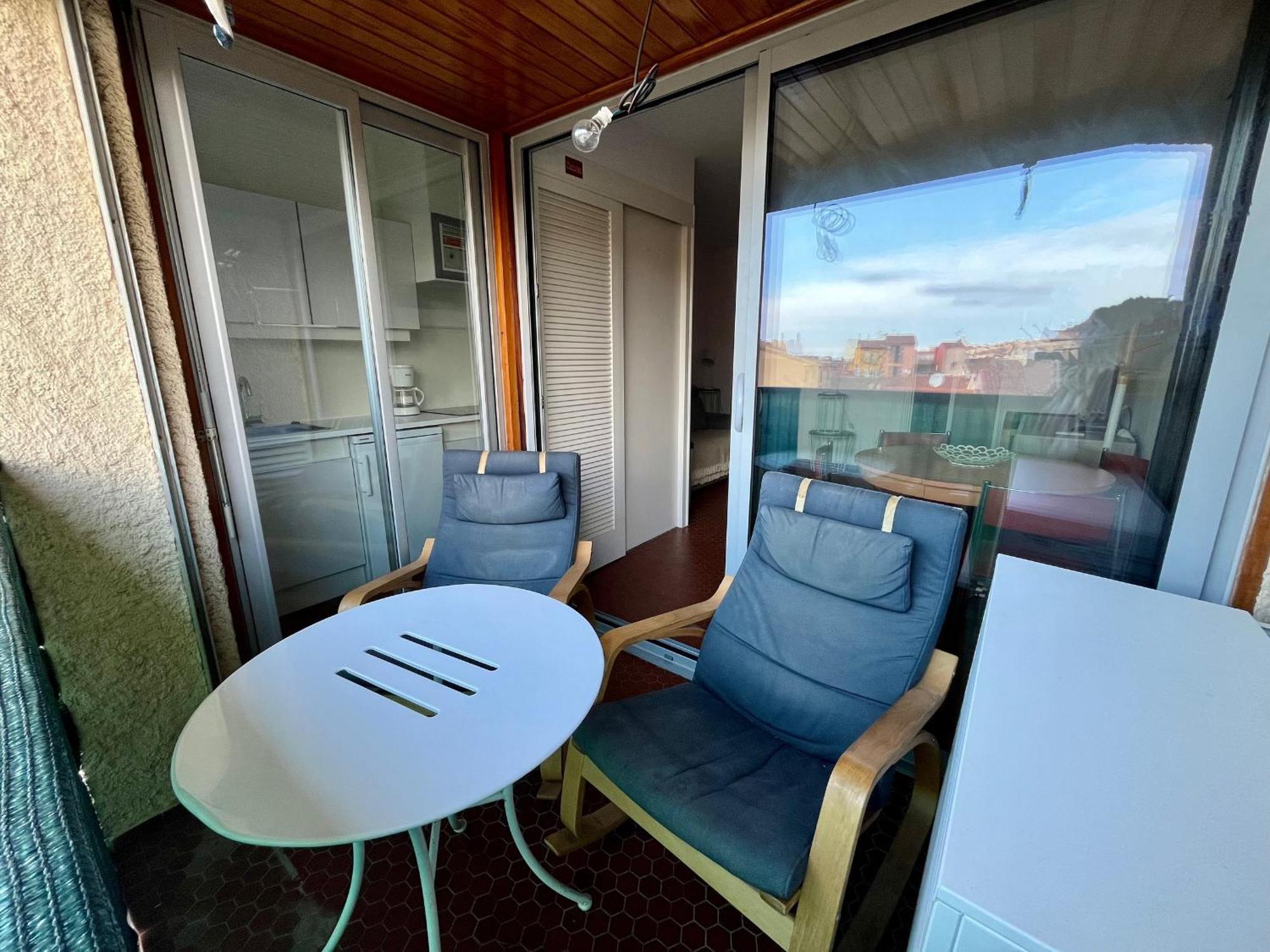 Apartment Avec Terrasse, Parking A 170m De La - Fr-1-309-463